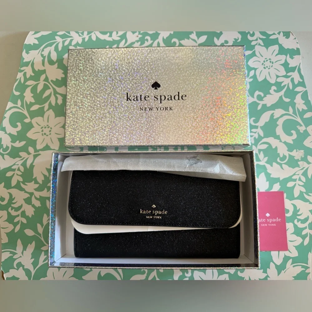 Kate Spade Medium Flap Phone Wristlet Glimmer Boxed. New !